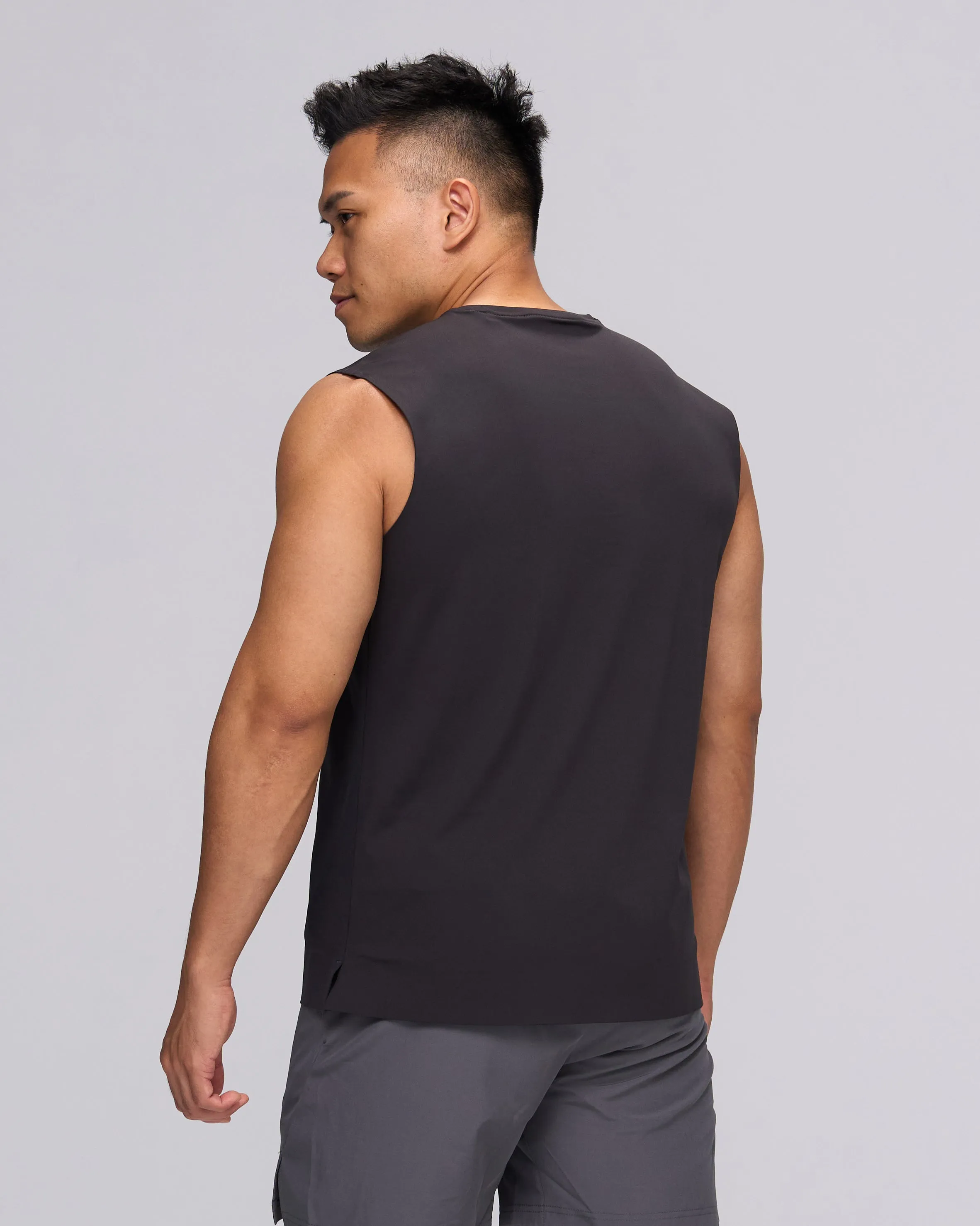 LIMITLESS Sleeveless Tee