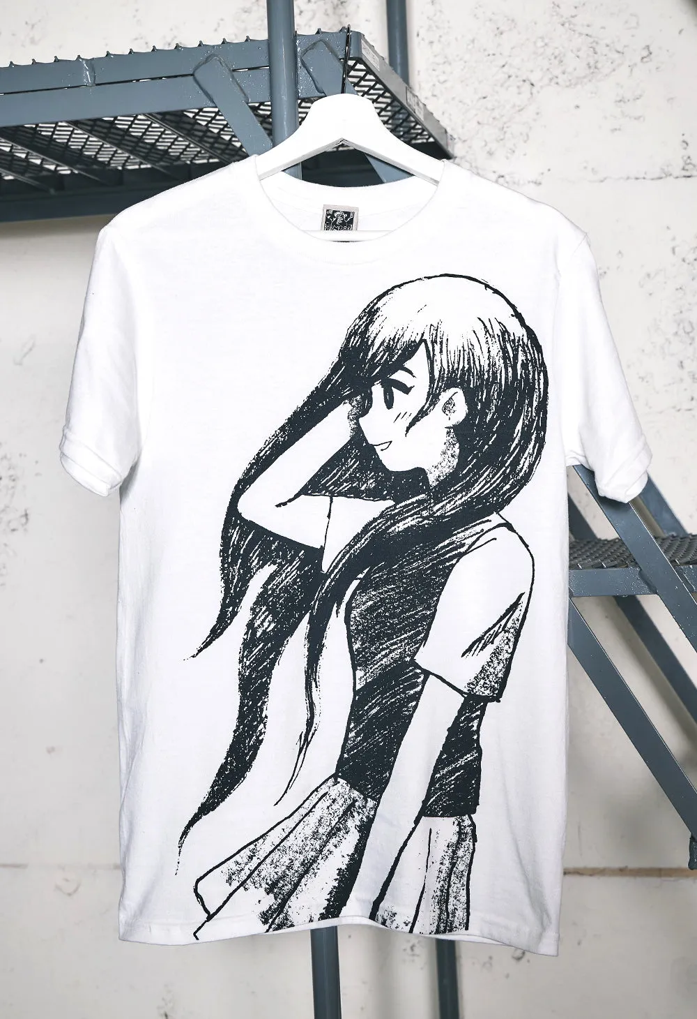 MARI T-Shirt