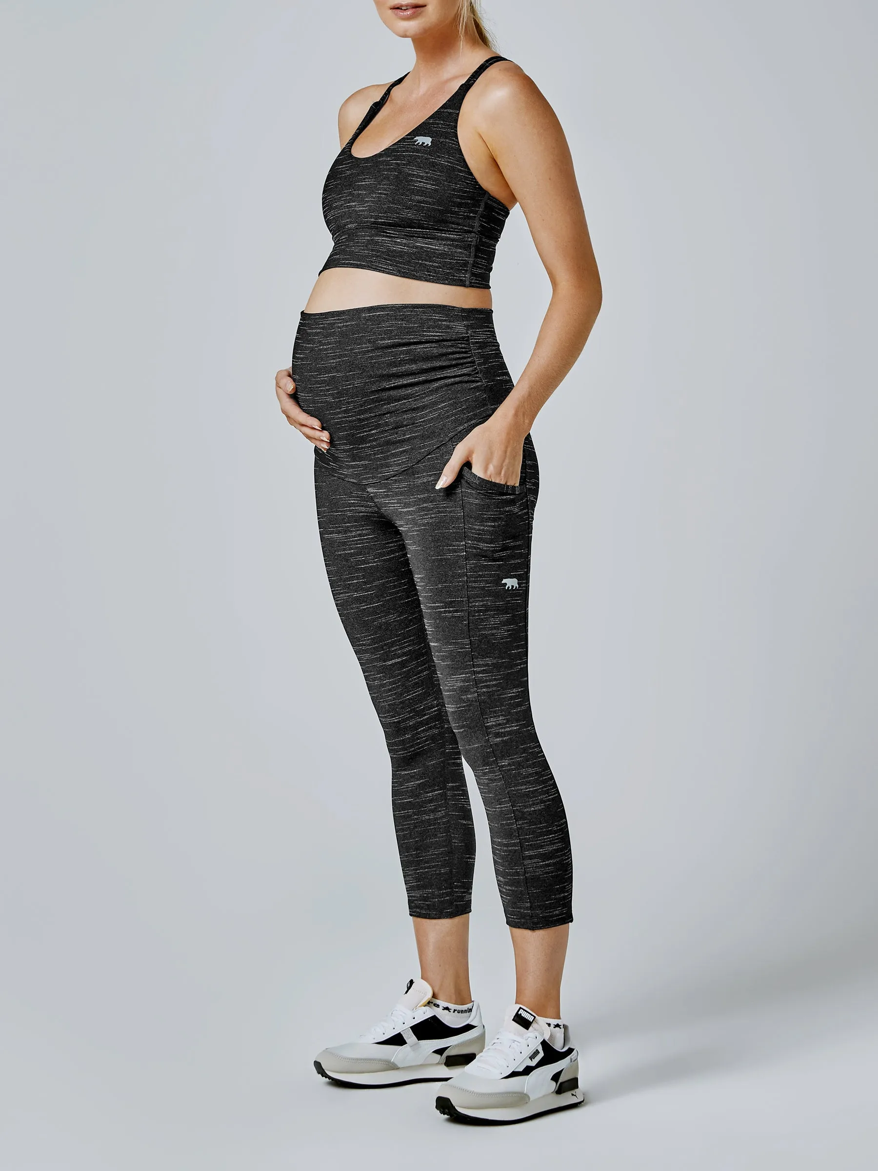 Maternity “power moves 7/8 tight black marle”