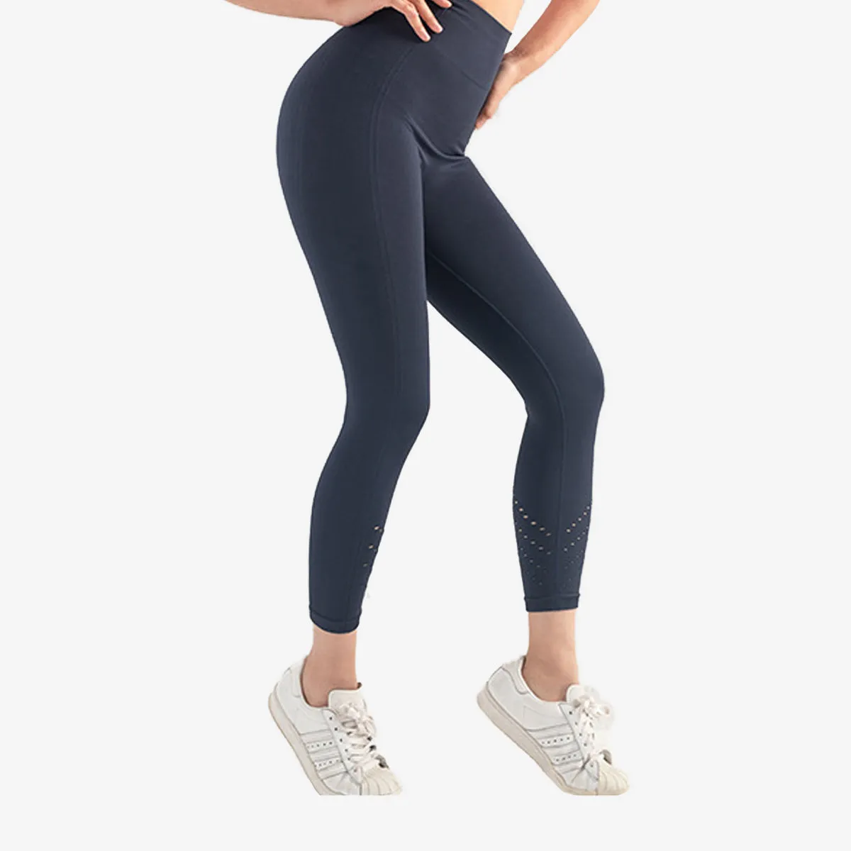 SALE - SORA Ultra Tight Seamless Cropped Legging - Lasercut