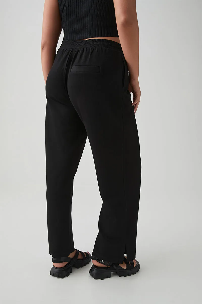 Tailored Straight Leg Pant 511